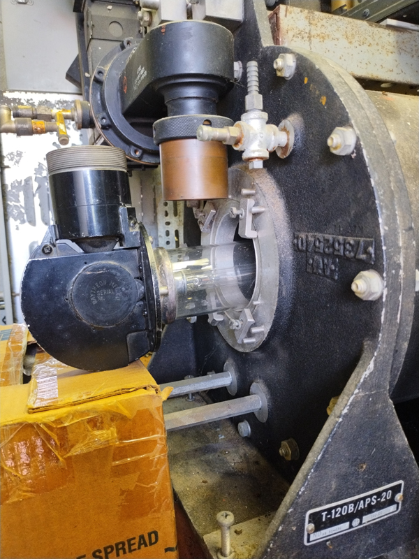 /aps20a jf transmitter and magnetrom 2369.jpg